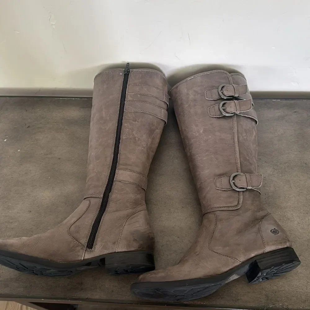 Born Women's Tall Knee High Ash Leather Boots Riding Boho Buckle Size 6.5 EUC